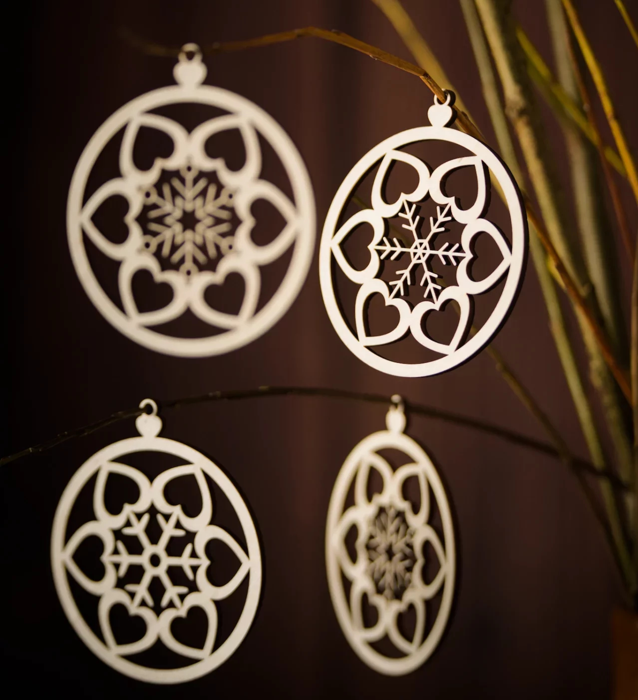 Baumschmuck Herzen Schneeflocke